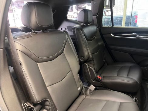 Used 2023 Cadillac XT6 Premium Luxury w/ Technology Package image 42