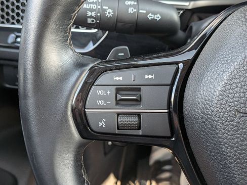 Used 2022 Honda Civic Touring image 18