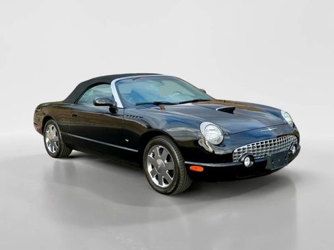 Used 2003 Ford Thunderbird Deluxe image 8