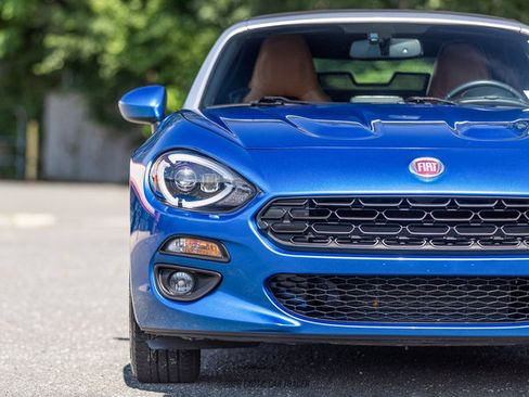 Used 2017 FIAT 124 Spider Lusso RWD image 52