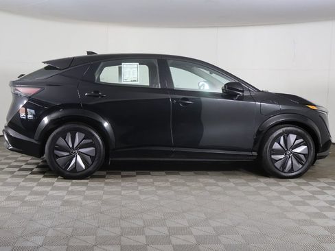 Used 2023 Nissan Ariya AWD image 19