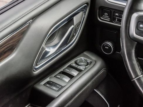 Used 2022 Chevrolet Tahoe LT w/ Luxury Package RWD image 29