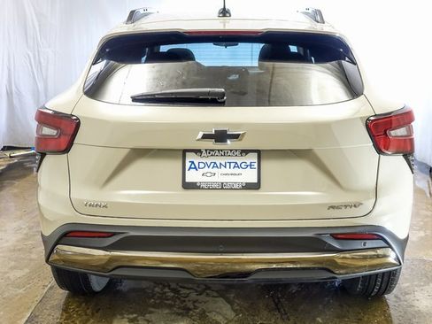New 2026 Chevrolet Trax ACTIV w/ Sunroof Package image 6