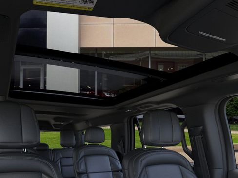New 2025 Lincoln Navigator L Reserve w/ Jet Appearance Package image 22