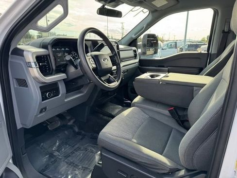 Used 2024 Ford F350 XLT AWD/4WD image 23