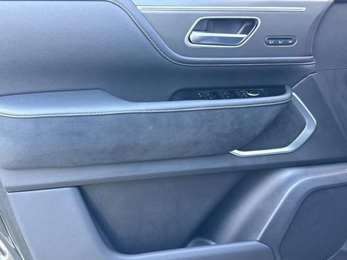 New 2026 INFINITI QX80 Luxe image 14