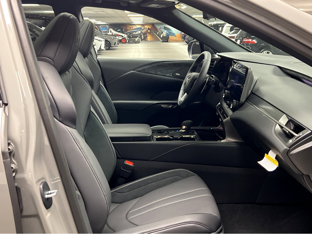 New 2026 Lexus RX 500h F Sport w/ Appearance Package AWD/4WD image 25