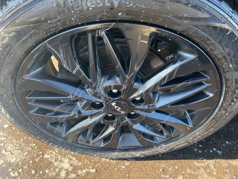 Certified 2023 Kia Seltos Nightfall Edition image 48