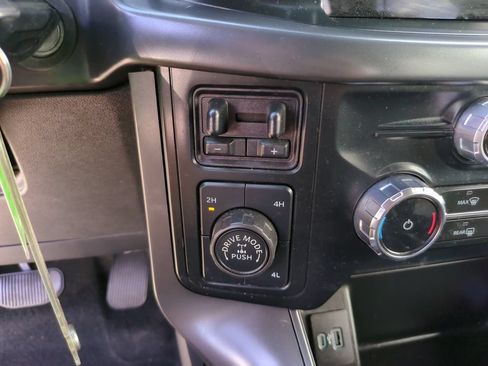 Used 2024 Ford F150 XLT w/ Tow/Haul Package AWD/4WD image 25