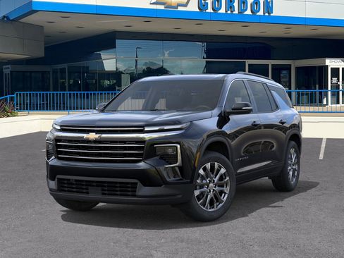 New 2026 Chevrolet Traverse LT w/ Sun and Wheel Package image 6