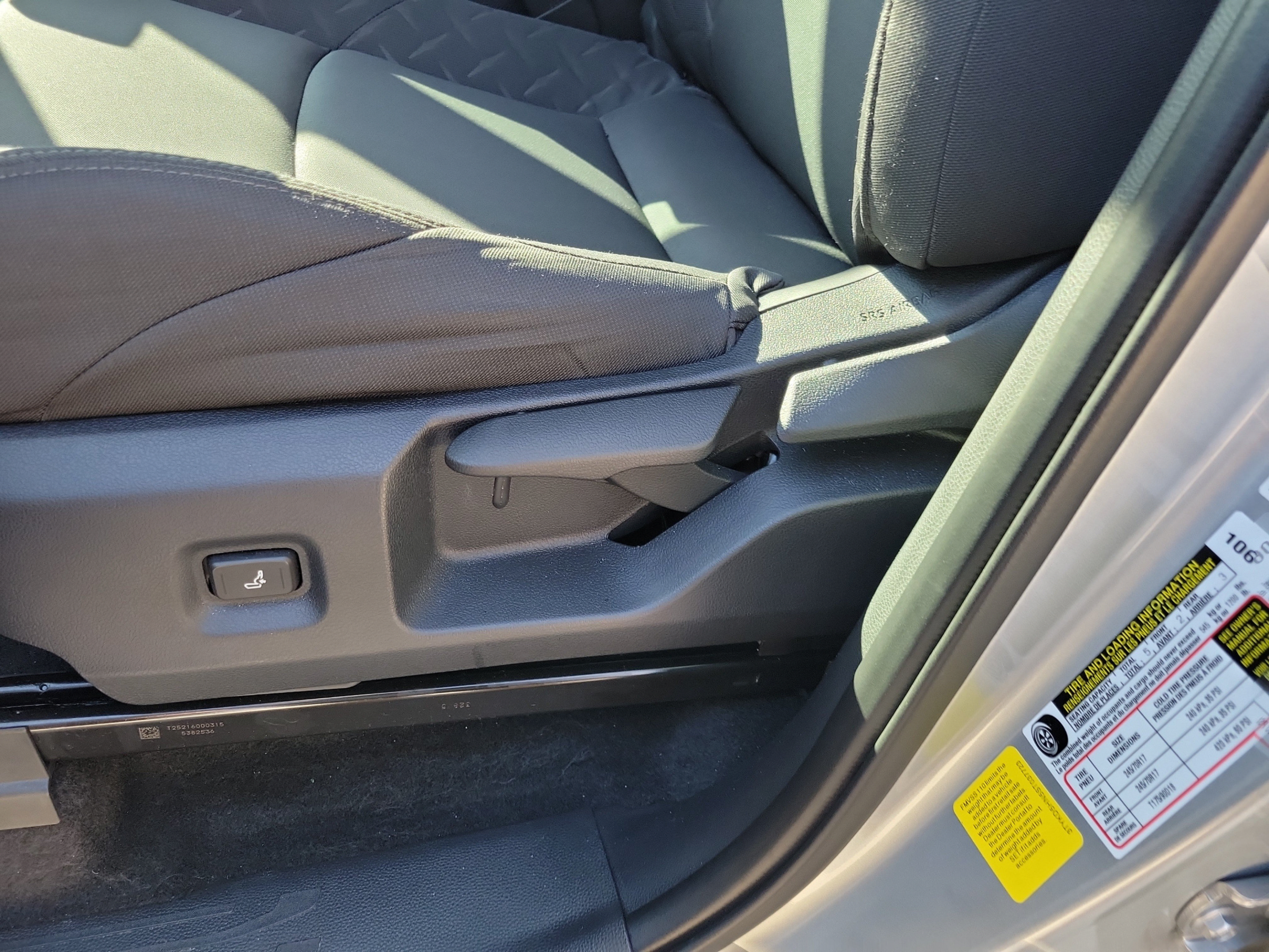 Certified 2025 Toyota Tacoma SR RWD image 10