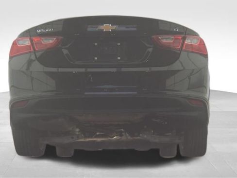 Used 2025 Chevrolet Malibu LT FWD image 5