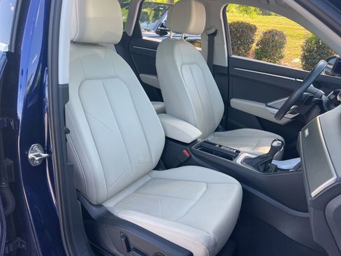 Certified 2024 Audi Q3 2.0T Premium Plus AWD/4WD image 43