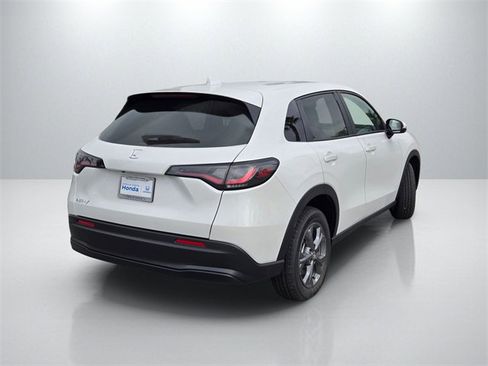 New 2026 Honda HR-V LX image 4