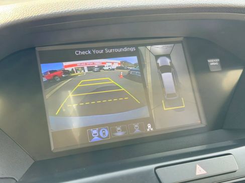 Used 2017 Acura MDX SH-AWD image 23