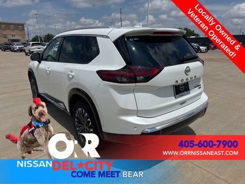 Used 2026 Nissan Rogue Platinum w/ Platinum Premium Package AWD/4WD image 3