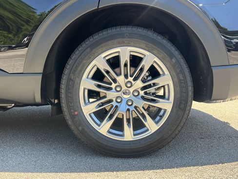 New 2026 Ford Explorer Active w/ Active Comfort Package AWD/4WD image 27