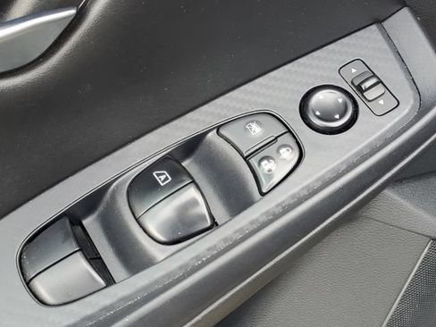 Used 2024 Nissan Sentra SV FWD image 22