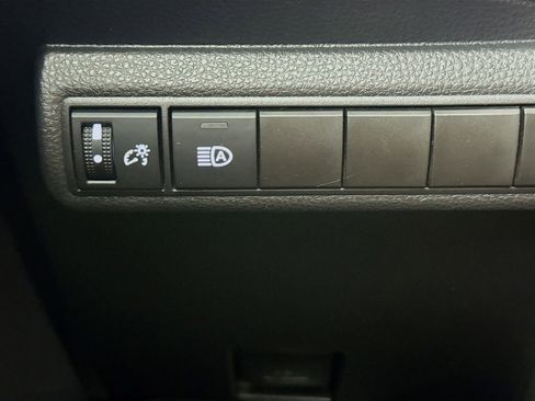 Used 2023 Toyota Corolla SE FWD image 15