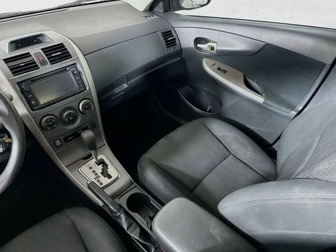 Used 2013 Toyota Corolla S image 11