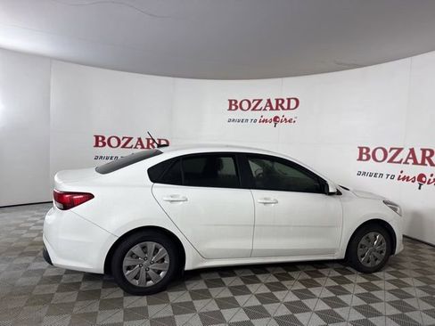 Used 2019 Kia Rio S image 9