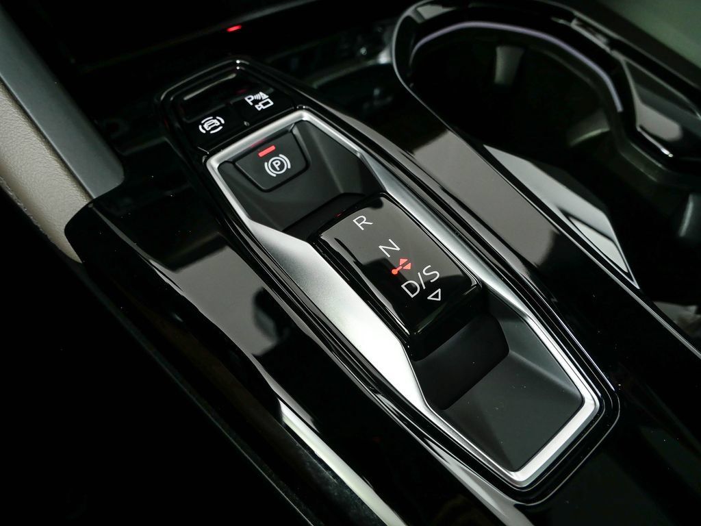 New 2026 Audi Q5 Premium Plus AWD/4WD image 18