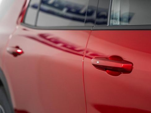 New 2026 Chevrolet Traverse LT w/ Driver Confidence Package image 16