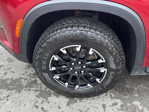 Used 2024 Chevrolet Traverse Z71 w/ Enhanced Driving Package image 10