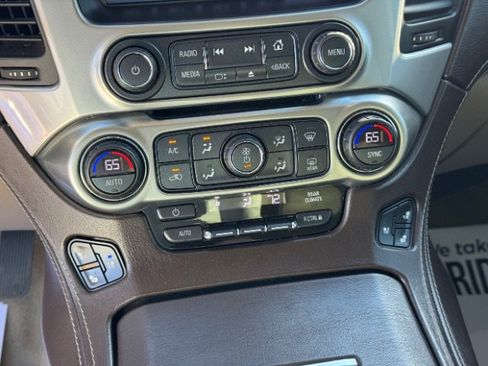 Used 2018 Chevrolet Suburban Premier image 16
