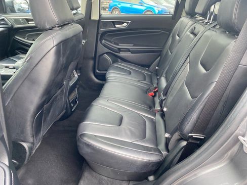 Used 2022 Ford Edge Titanium w/ Class II Trailer Tow Package image 22