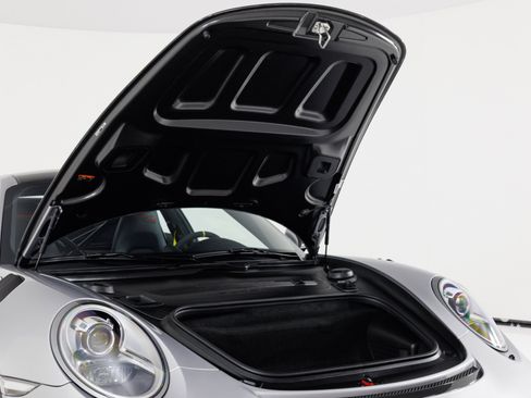 Used 2018 Porsche 911 GT2 RS RWD image 50