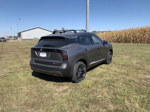 New 2026 Nissan Kicks SR w/ SR Premium Package image 5