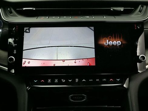 New 2026 Jeep Grand Cherokee Limited image 41