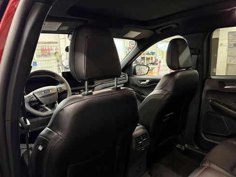 New 2026 Ford Escape ST-Line w/ Tech Pack #1 AWD/4WD image 21