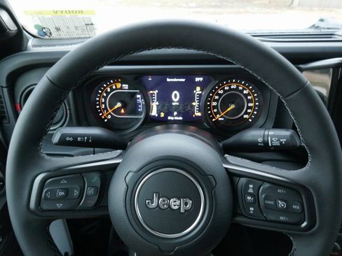 New 2026 Jeep Gladiator Rubicon AWD/4WD image 24
