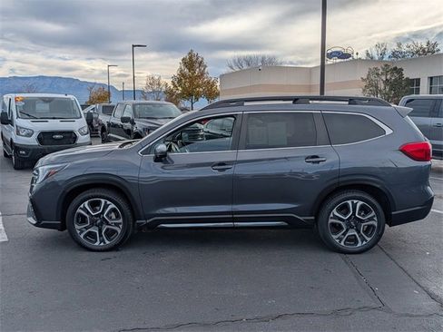 Used 2023 Subaru Ascent Limited w/ Technology Package image 3