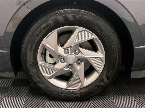 Certified 2025 Hyundai Sonata SE image 7