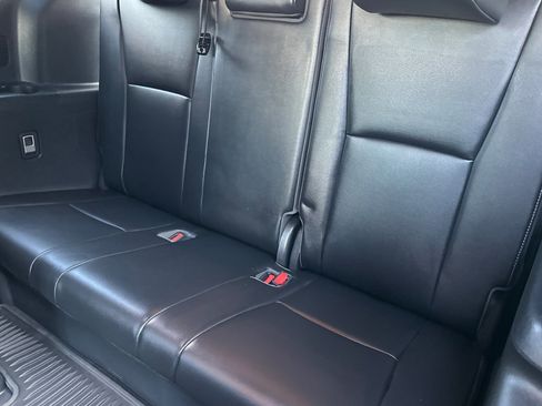 Used 2021 Toyota Highlander XSE image 15