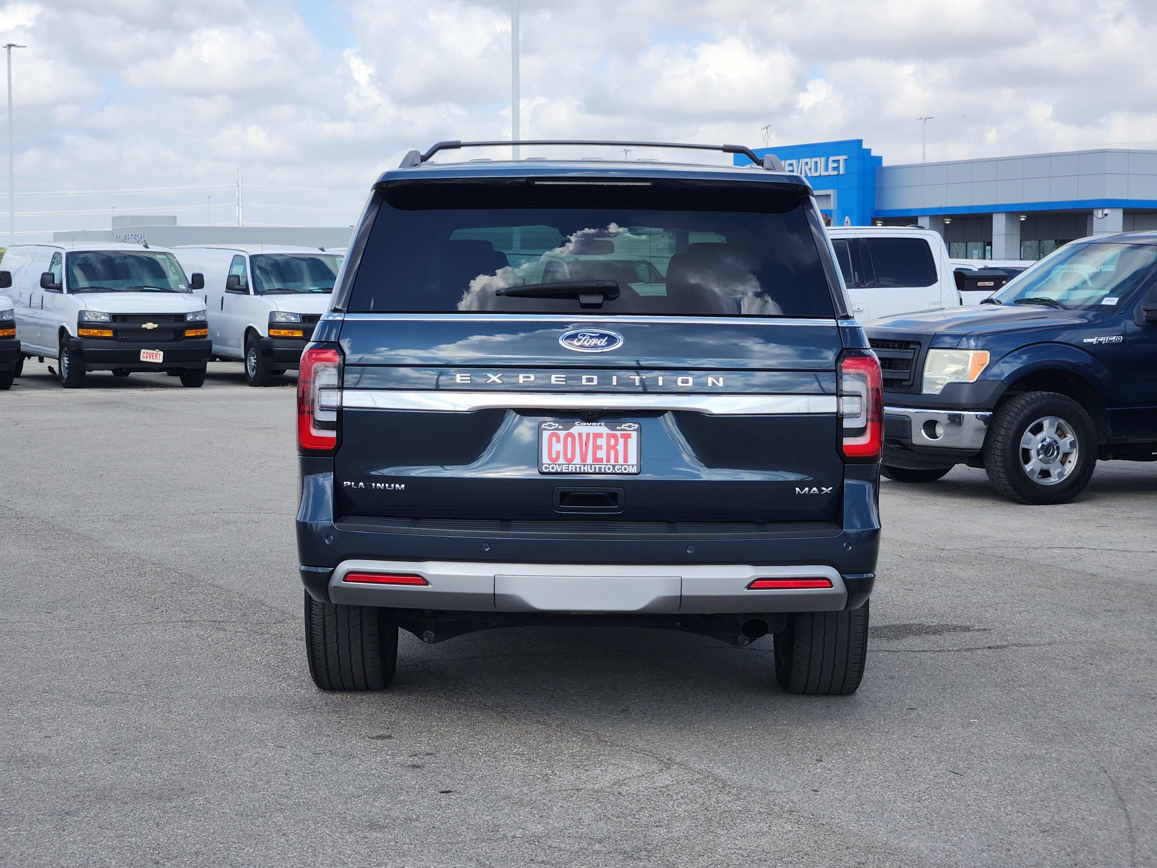 Used 2024 Ford Expedition Max Platinum AWD/4WD image 6