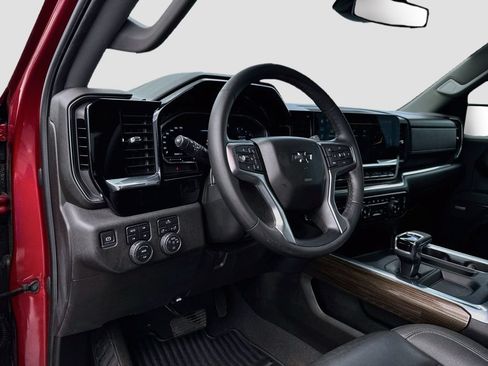 Used 2023 Chevrolet Silverado 1500 RST w/ Convenience Package II AWD/4WD image 9