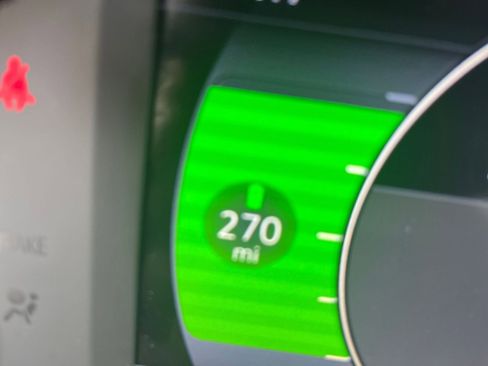 Used 2023 Chevrolet Bolt LT w/ Driver Confidence Package FWD image 18