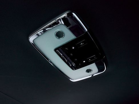 Used 2025 Rolls-Royce Spectre w/ Leather Finishing Pack image 51