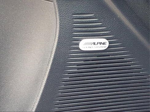 Used 2023 Dodge Challenger SXT w/ Plus Package image 25