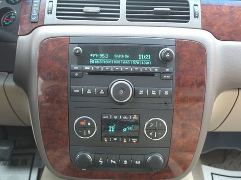 Used 2011 Chevrolet Silverado 2500 LTZ w/ LTZ Plus Package image 18