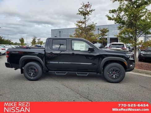 New 2026 Nissan Frontier PRO-4X w/ Pro-4x Convenience Package image 2
