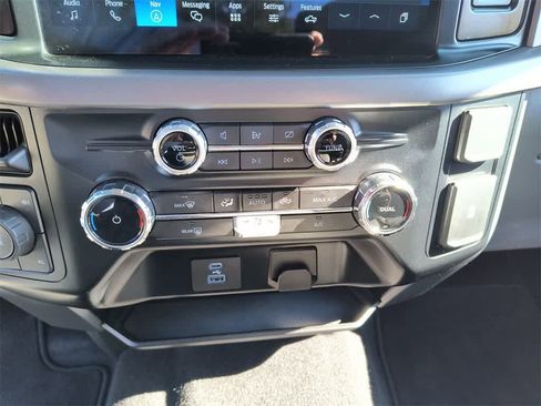 Used 2024 Ford F150 XLT image 19