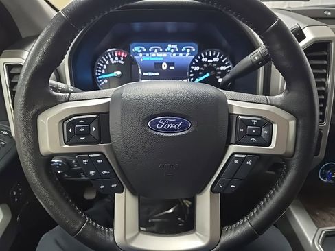 Used 2019 Ford F250 Lariat w/ Lariat Ultimate Package image 18