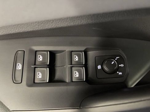 New 2026 Volkswagen Jetta SE FWD image 27