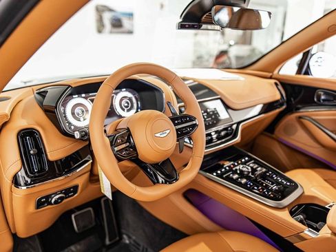 New 2026 Aston Martin DBX 707 image 21