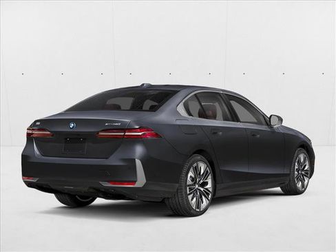 New 2026 BMW i5 AWD/4WD image 2